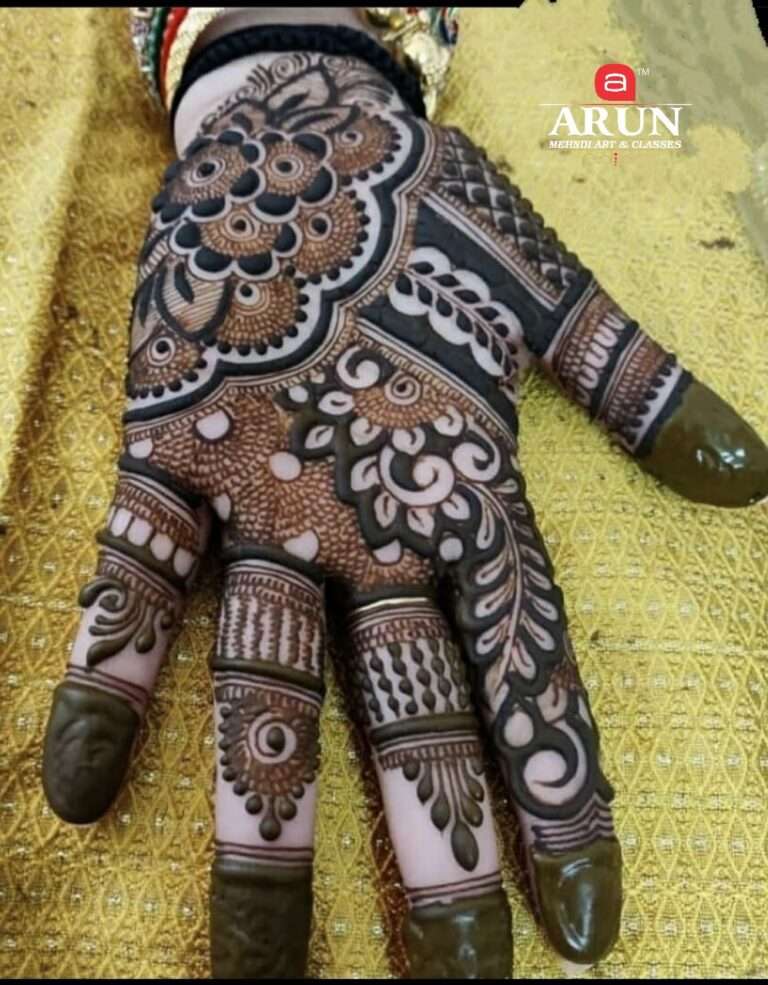 20 Best Bridal Mehndi Artists near me in Indore